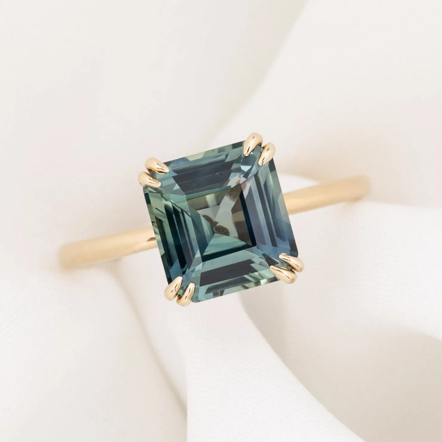 Athena Ring 3.36ct Parti Blue Green Madagascar Sapphire, 14k Yellow Gold (One of a kind)