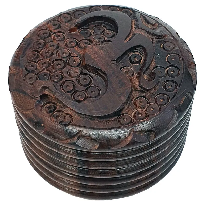 Carved wooden grinder 5 cm