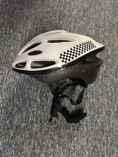 Cycle Helmet, VB101, black and white chequerboard (Used Grade – A)