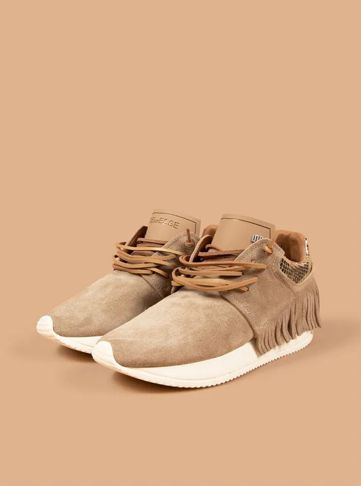 Esseutesse Suede Fringe Sneaker - Beige Suede