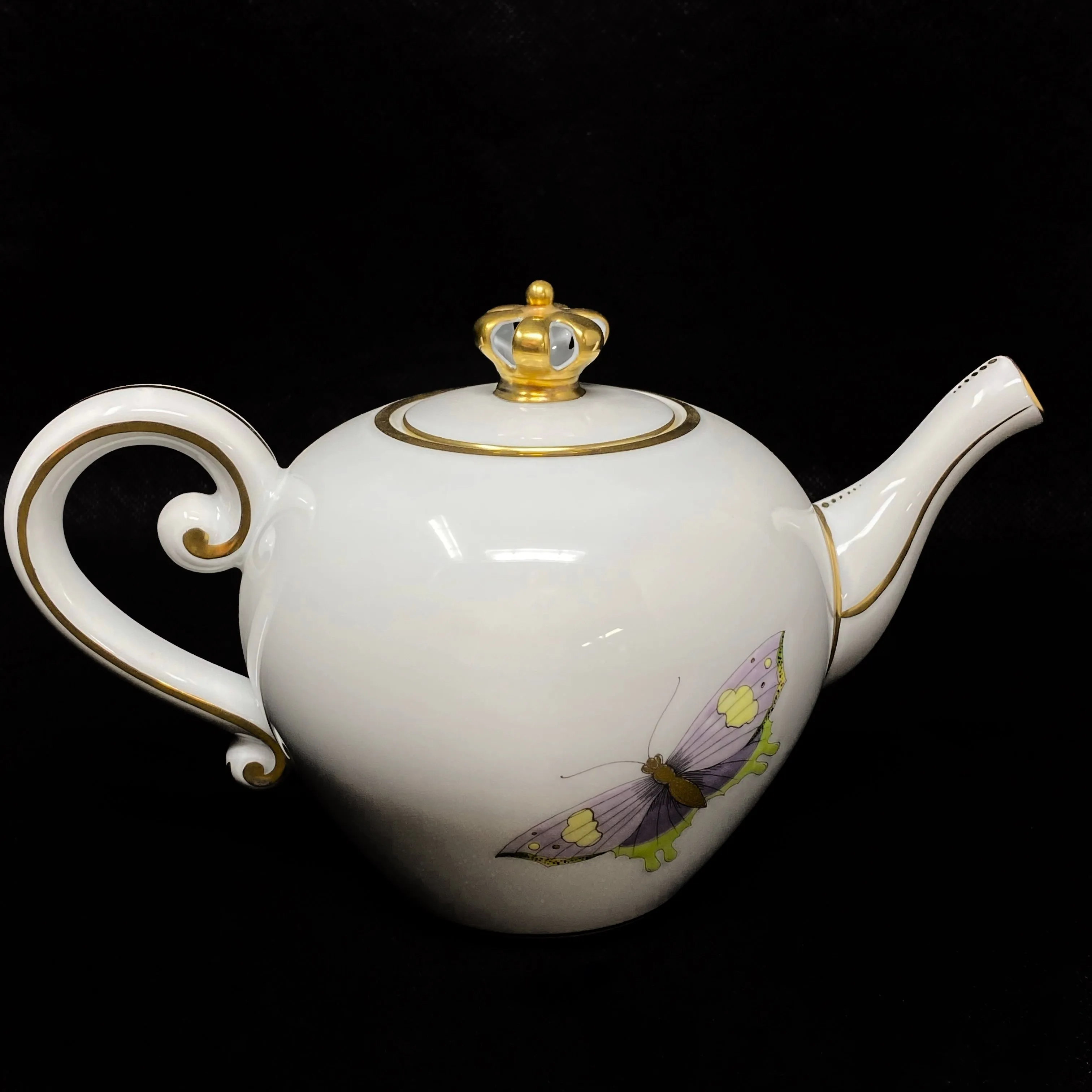 Herend Royal Garden Limited Edition Teapot Crown Finial 4" Tall 12 oz