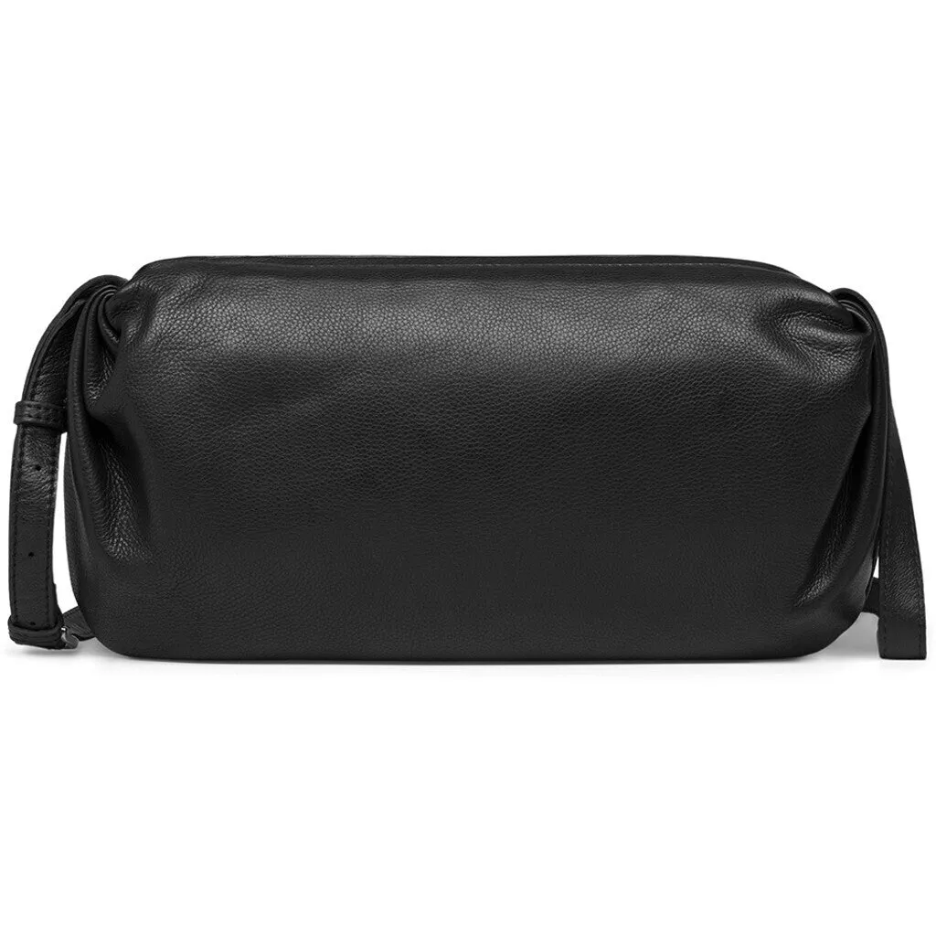 Medium crossover bag in a buttery soft leather quality / 15942 - Black (Nero)