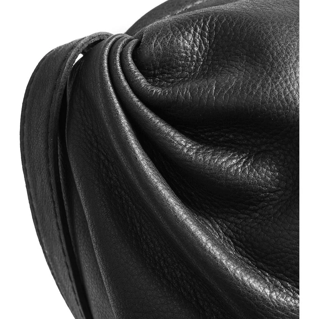 Medium crossover bag in a buttery soft leather quality / 15942 - Black (Nero)