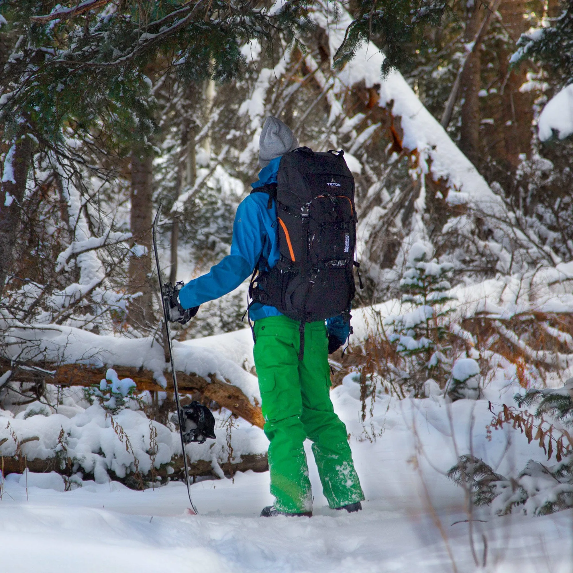 Mountain Adventurer 4000 Backpack