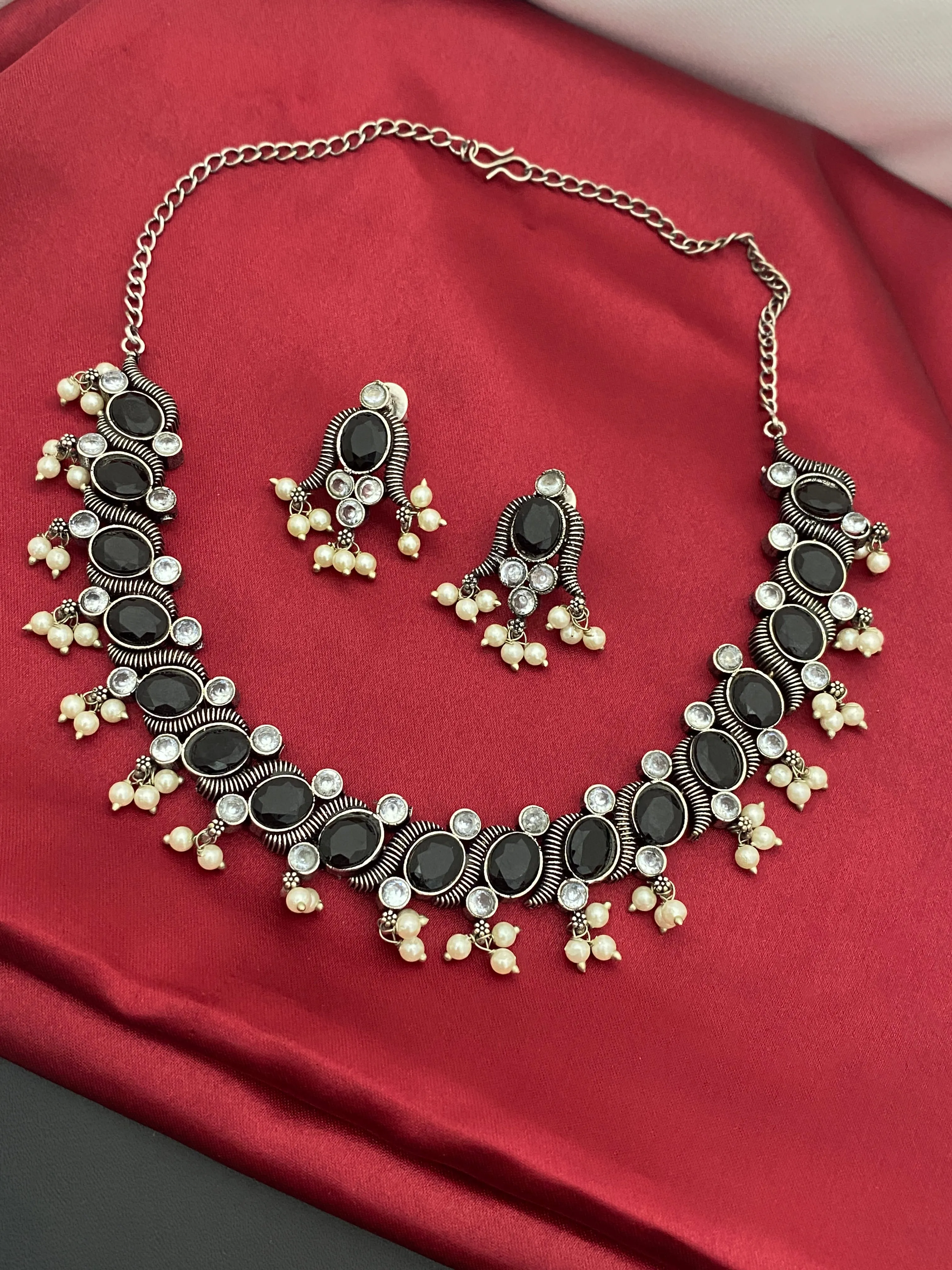 New Trendy Oxidized Pearl Beaded Necklace With Earrings