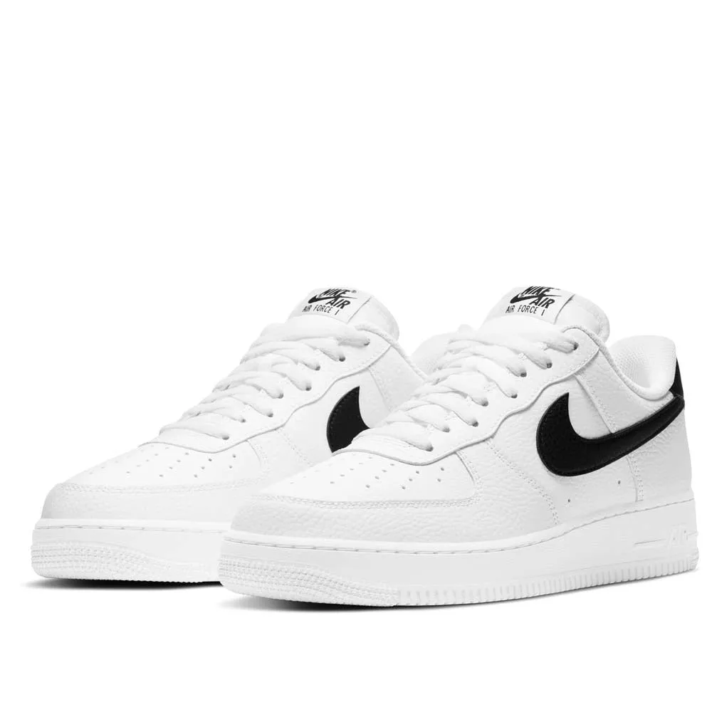 Nike Men's Air Force 1 '07 Shoes