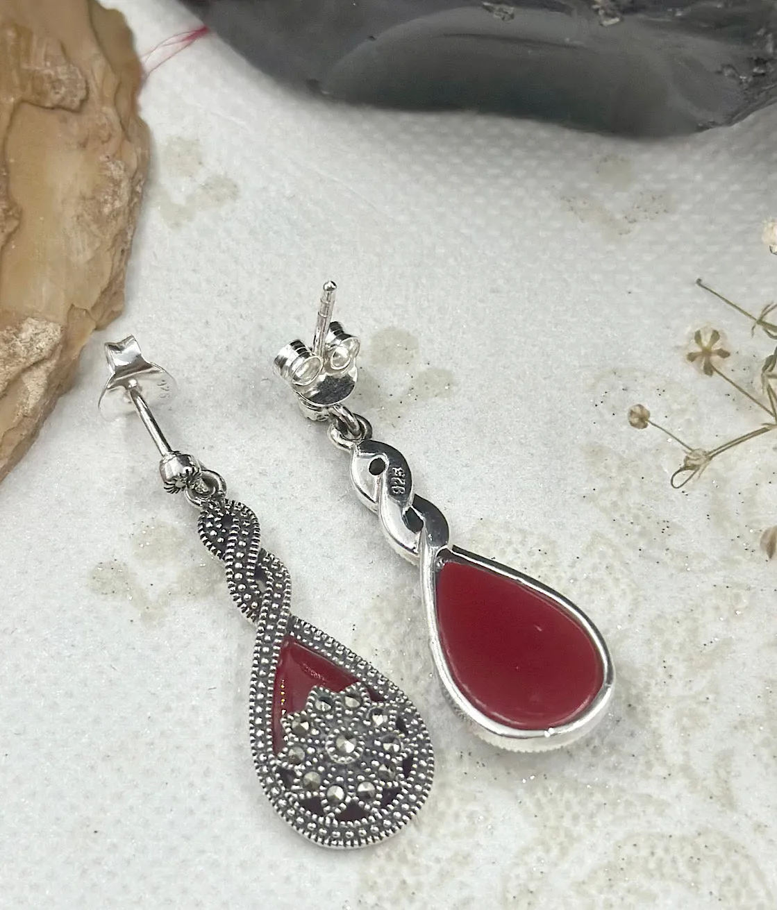 The Silver Marcasite Earrings (Red)